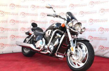 Мотоцикл  Honda VTX1800C