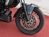 Мотоцикл Bajaj Dominar 400