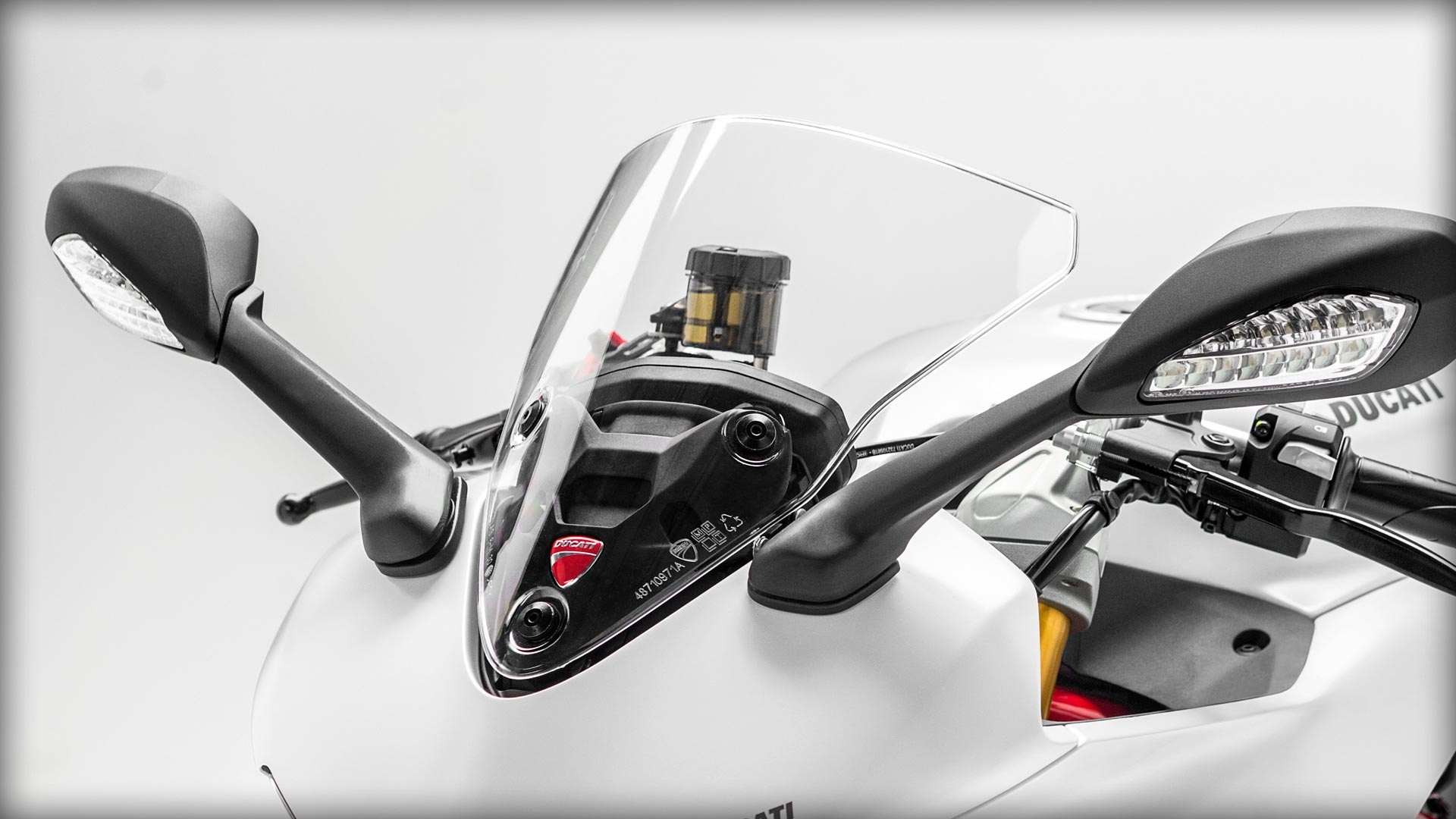 Ducati Super Sport S  Артмото - купить квадроцикл в украине и харькове, мотоцикл, снегоход, скутер, мопед, электромобиль