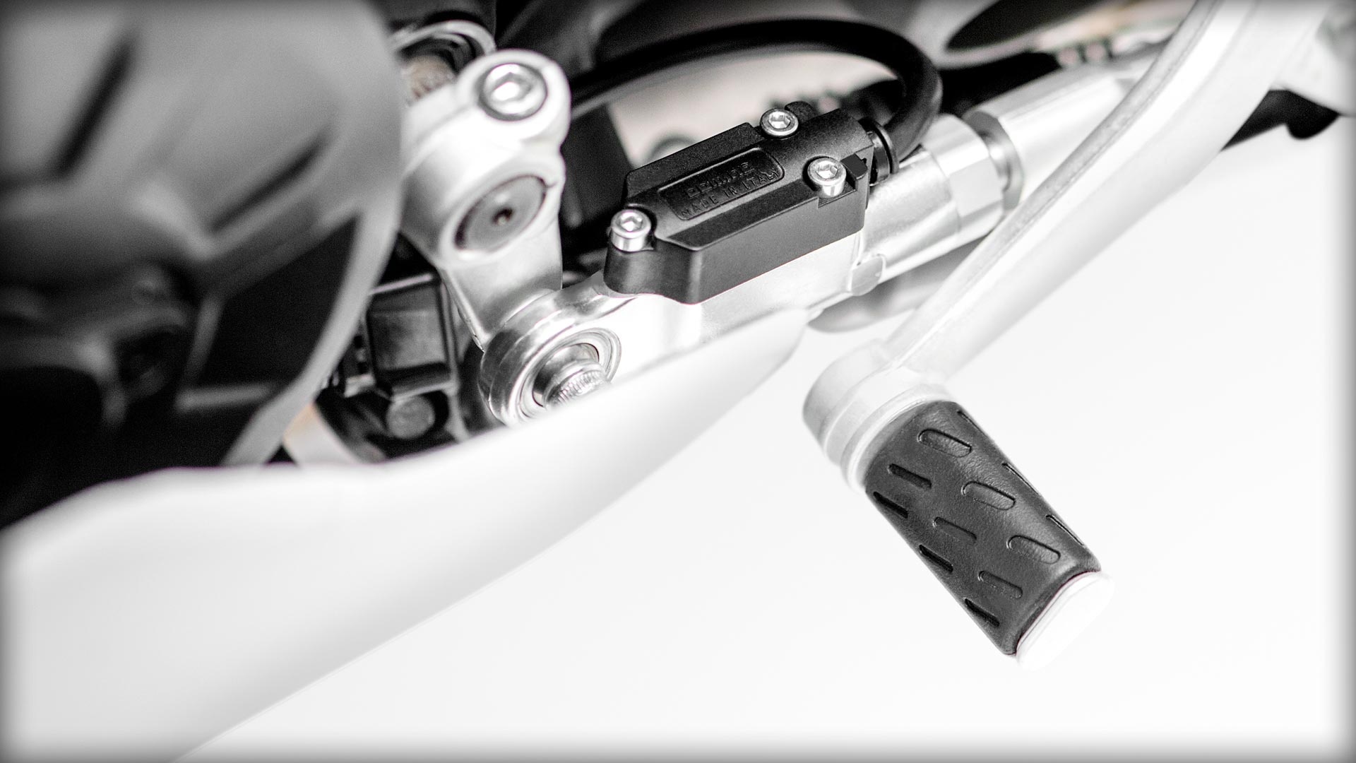 Ducati Super Sport S  Артмото - купить квадроцикл в украине и харькове, мотоцикл, снегоход, скутер, мопед, электромобиль