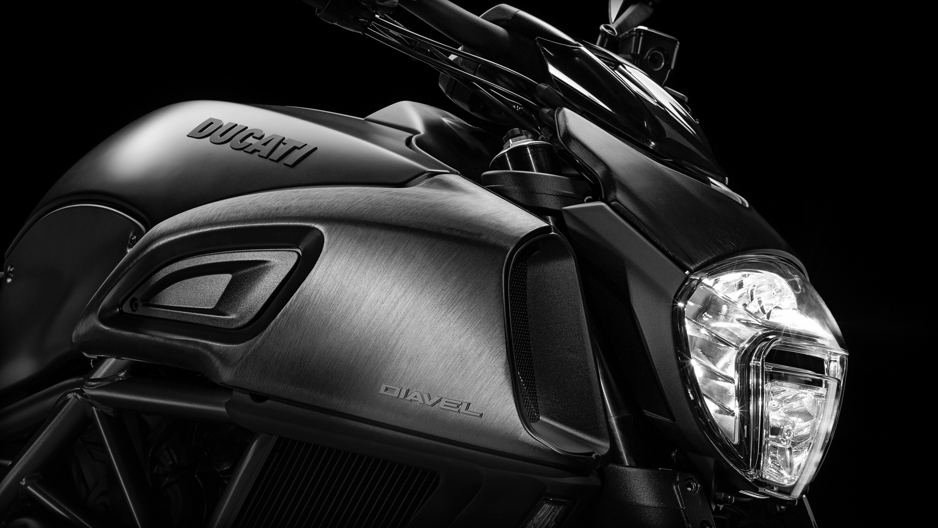 Мотоцикл Ducati Diavel Артмото - купить квадроцикл в украине и харькове, мотоцикл, снегоход, скутер, мопед, электромобиль Мотоцикл Ducati Diavel Артмото - купить квадроцикл в украине и харькове, мотоцикл, снегоход, скутер, мопед, электромобиль
