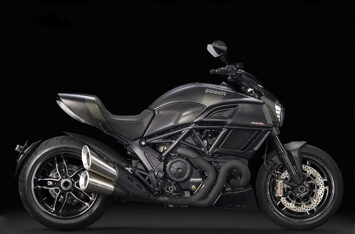 Мотоцикл Ducati Diavel Carbon