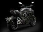 Мотоцикл Ducati Diavel Carbon