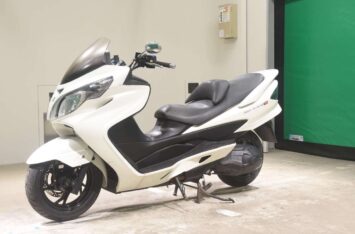 Макси-Скутер Suzuki Skywave 250M CJ45A
