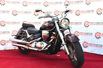 Мотоцикл Suzuki Intruder 400 Classic 2009 Мотоцикл Suzuki Intruder 400 Classic 2009