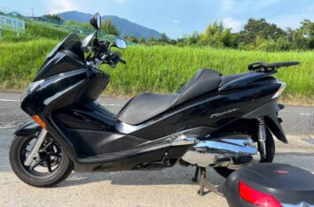 Макси-Скутер Honda Forza 250 MF10