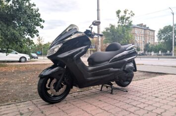 Макси-Скутер Yamaha Majesti 250 SG15J Макси-Скутер Yamaha Majesti 250 SG15J