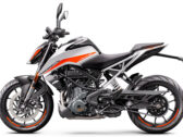 Мотоцикл KTM Duke 390