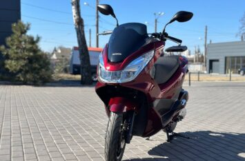 Скутер Honda PCX 150 KF18