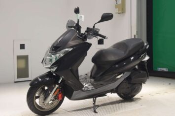 Скутер Yamaha S-MAX155