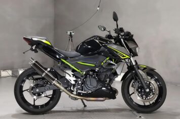 Мотоцикл Kawasaki Z400 2023