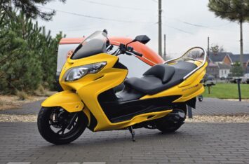 Макси-скутер SUZUKI  SKYWAVE250 Type M