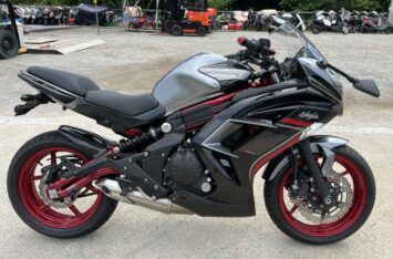 Мотоцикл Kawasaki Ninja 400 2017