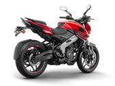 Мотоцикл Bajaj Pulsar NS 400