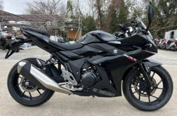 Мотоцикл Suzuki GSX250R 2022