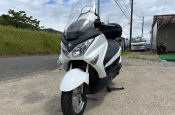 Макси-Скутер Suzuki BURGMAN 200