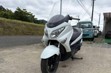Макси-Скутер Suzuki BURGMAN 200