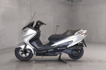 Макси-Скутер Suzuki BURGMAN 200