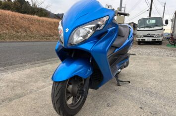 Макси-Скутер Suzuki SkyWave250 SS CJ46A
