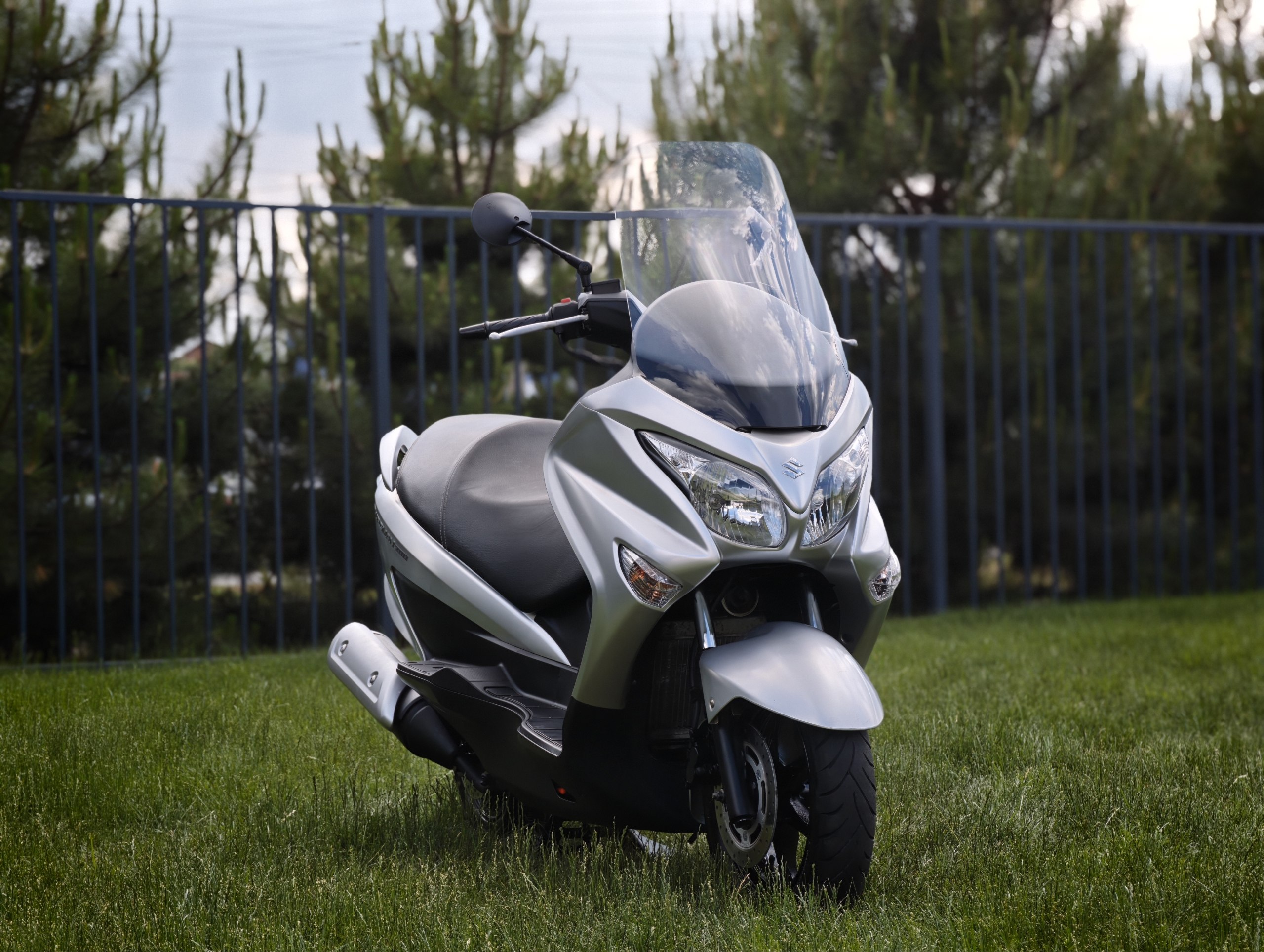 Макси-Скутер Suzuki BURGMAN 200 Артмото - купить квадроцикл в украине и харькове, мотоцикл, снегоход, скутер, мопед, электромобиль Макси-Скутер Suzuki BURGMAN 200 Артмото - купить квадроцикл в украине и харькове, мотоцикл, снегоход, скутер, мопед, электромобиль