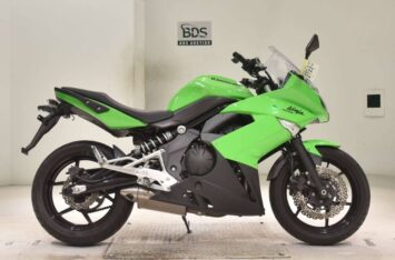Мотоцикл Kawasaki Ninja 400 2010 Мотоцикл Kawasaki Ninja 400 2010