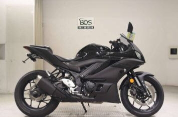 Мотоцикл Yamaha YZF-R3 2020